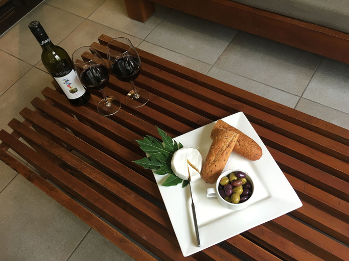 Food & Drinks, Seascape Holidays at Seascape Temple, Douglas