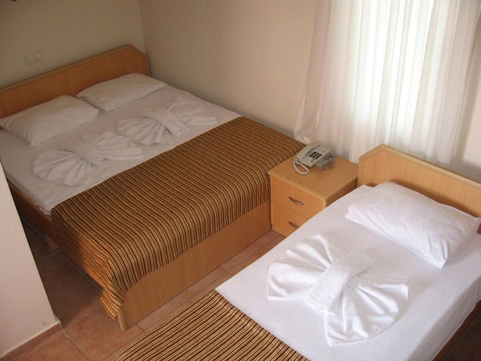 Bedroom 3, Moms Hotel, Kemer