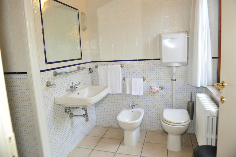 Bathroom 3, Agriturismo La Caputa, Pesaro E Urbino