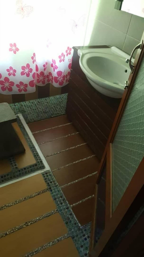 Bathroom 4, T Star Cottage, Langkawi