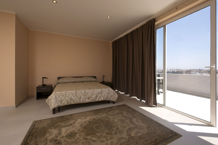 Bedroom 3, Sogdiana Guest House, St Julian's