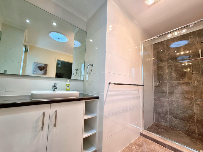 Bathroom 5, Noosa River Retreat, Noosa - Noosa-Noosaville