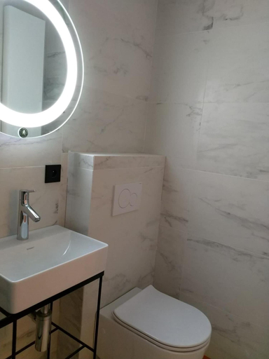 Bathroom 5, Hotel Kronacker, Vlaams Brabant