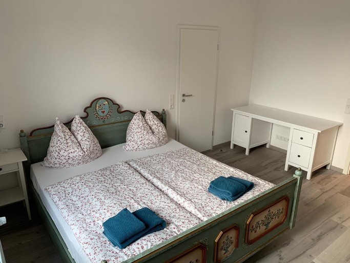 Bedroom 3, Rheinischer Hof Dormagen, Rhein-Kreis Neuss