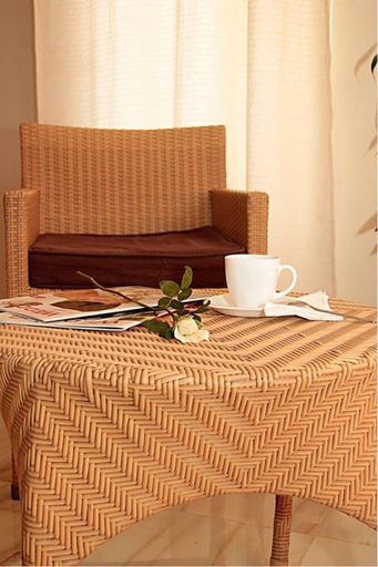 Others 4, Auberge le Rajah