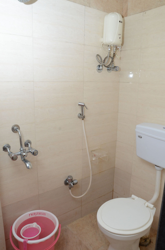 Bathroom 3, Hotel Sai Leela Grand, Mumbai Suburban
