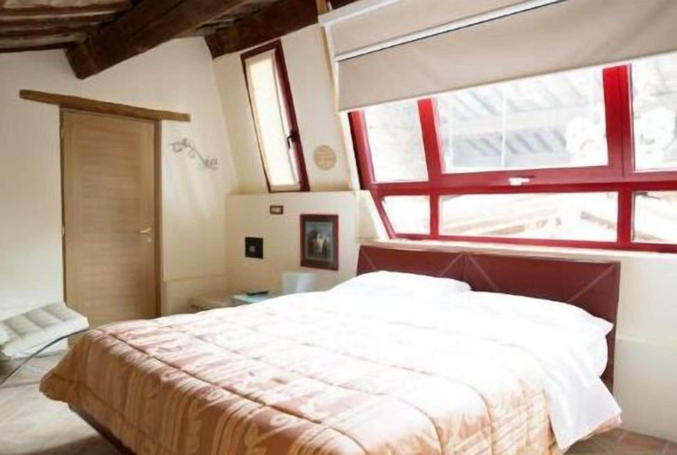 Bedroom 4, Palazzo Meraviglia - Albergo Diffuso, Ancona
