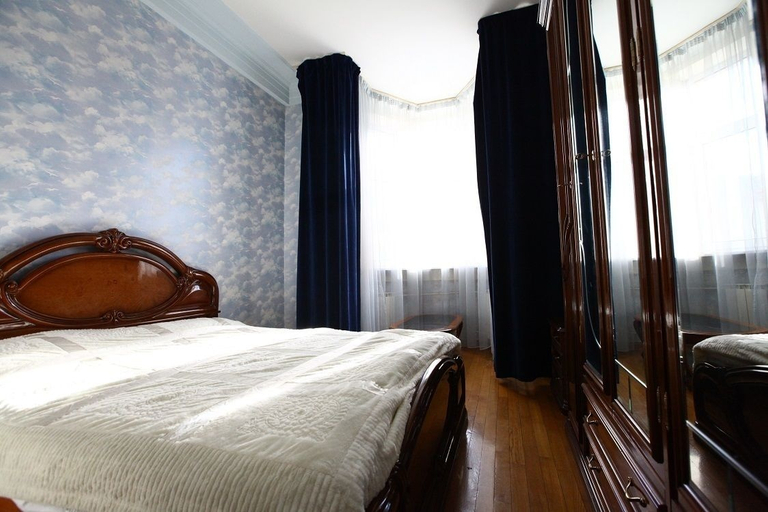 Bedroom 2, Apart-hotel Burdenko, Northern