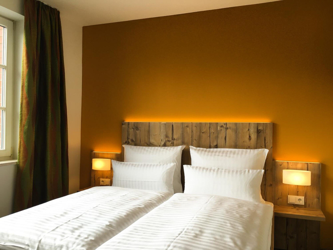 Bedroom 4, Hotel Susewind, Rostock
