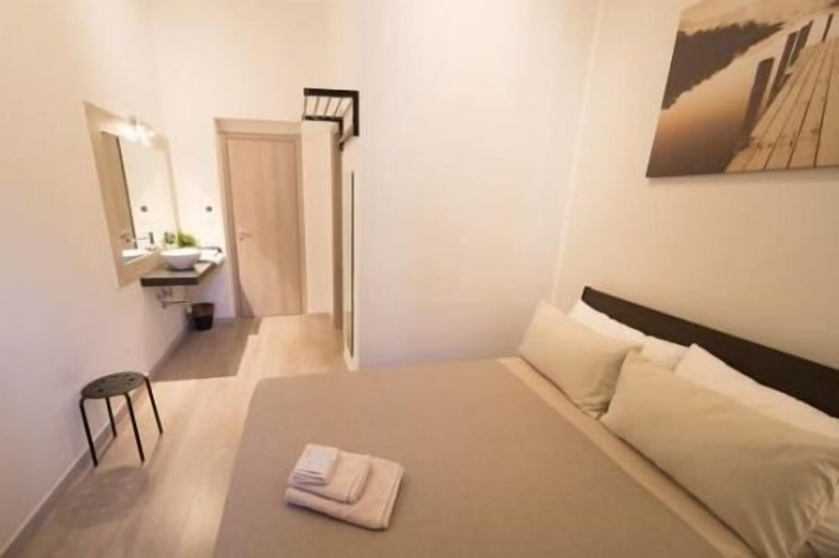 Bedroom 2, Romano Rooms, Catania