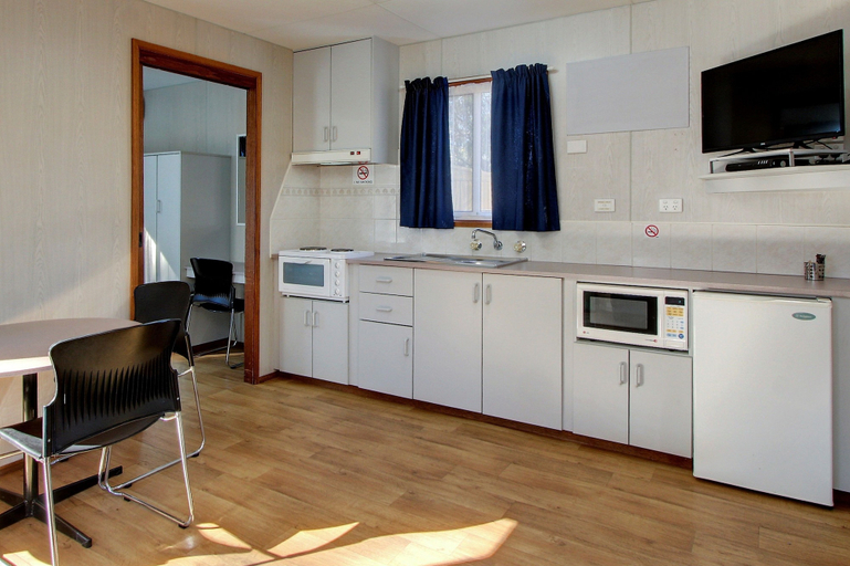 Others 5, Gawler Caravan Park, Adelaide