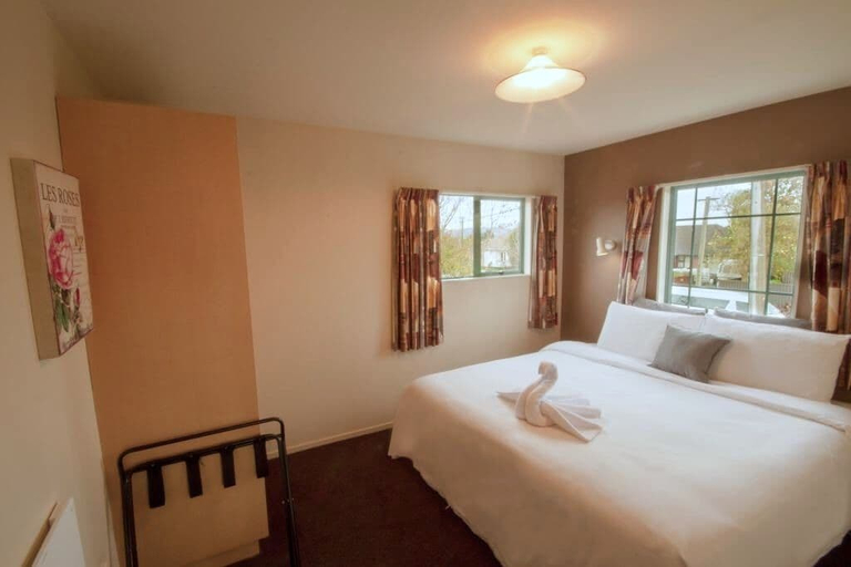 Bedroom 2, Papanui Court Motel, Christchurch