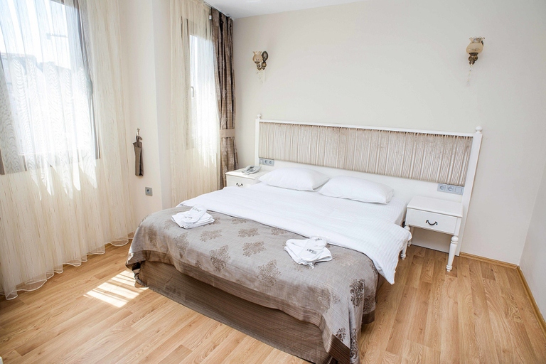 Bedroom 3, Taksim Nacre Residence, Beyoğlu