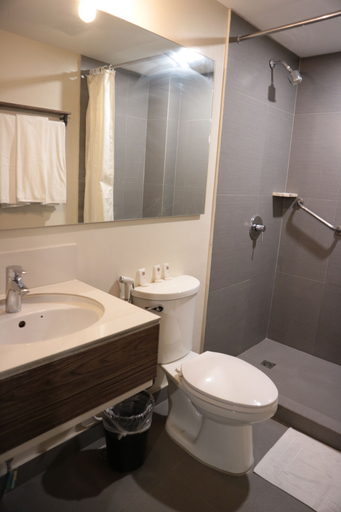 Bathroom 4, GT Hotel Jaro, Iloilo City