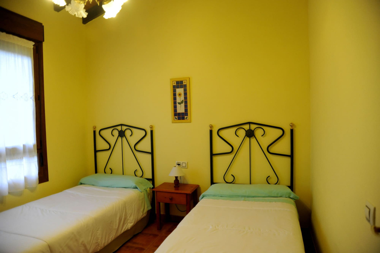 Bedroom 2, Mirador de Ovio Otero IV, Asturias