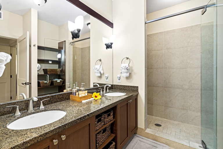 Bathroom 5, Hali'i Kai At Waikoloa 2b 2 Bedroom Condo by RedAwning, Hawaii