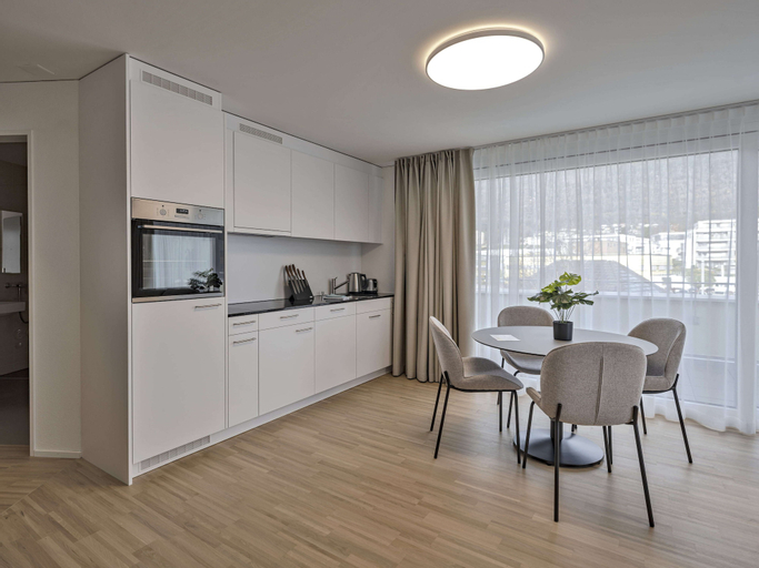 Dining Room 6