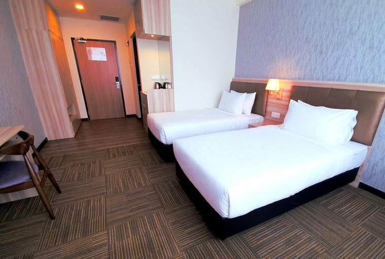 Bedroom 3, Maple Lodge, Batu Pahat