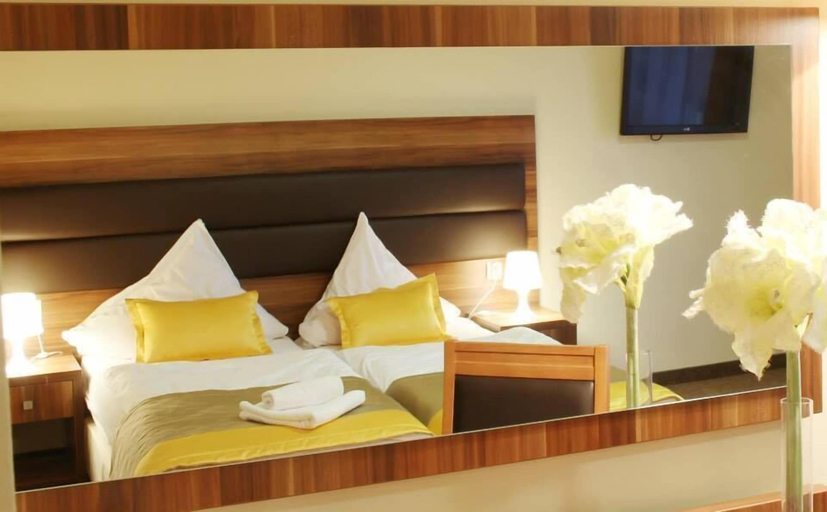 Bedroom 2, Hotel Beskidian, Żywiec