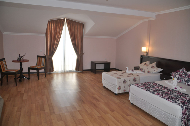 Bedroom 3, Sunshine Holiday Resort, Fethiye