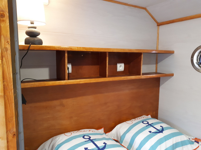 Bedroom 4, Remorqueur Arzmael, Morbihan