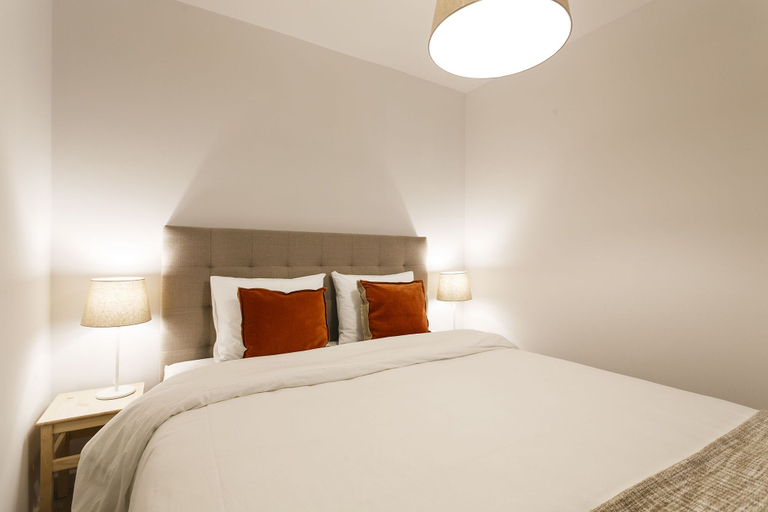 Bedroom 2, Alfama Premium Apartment, Lisbon