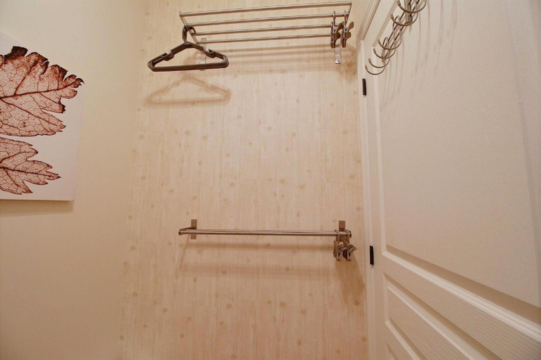 Bathroom 5, Condo le 204 Champlain, La Haute-Yamaska