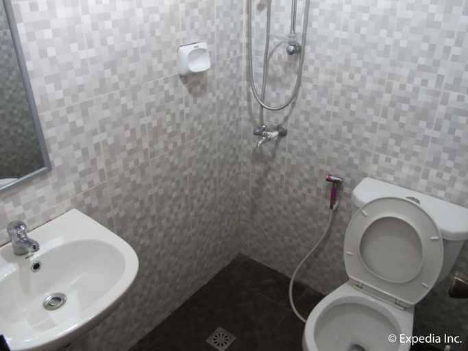 Bathroom 3, Residenz Inn, Mandaue City