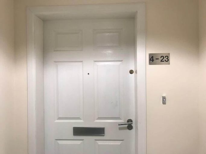 Others 4, 3 Bedroom Penthouse - City Centre Suites, Edinburgh