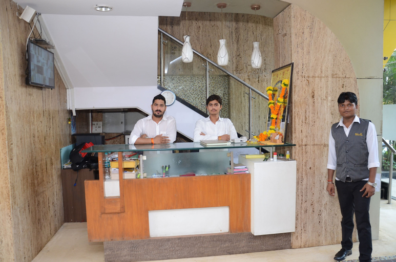 Others 5, Hotel Sai Leela Grand, Mumbai Suburban