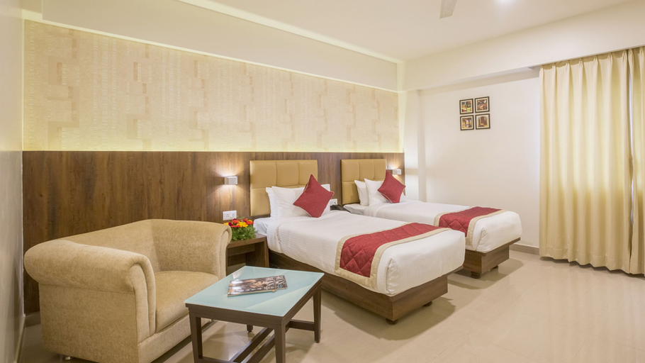 Bedroom 4, Sai International Hotel, Davanagere