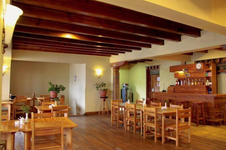 Food & Drinks 3, Dewachen Resort, Lungnyi