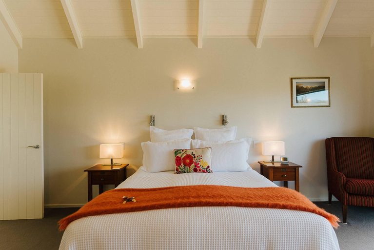 Bedroom 4, Rimu Lodge, Westland
