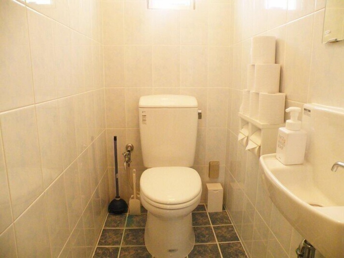Bathroom 3, Churamui Terrace, Motobu