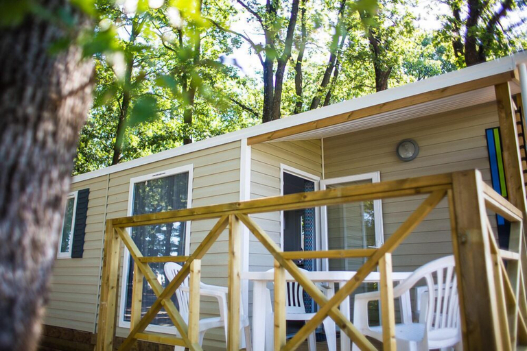 Exterior & Views 2, Camping Le Bois Des Ecureuils, Gard