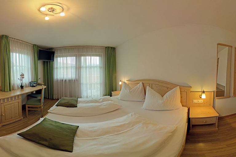 Bedroom 3, Pension Residence Gasser, Bolzano