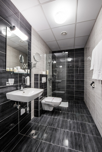 Bathroom 4, Hotel Fontana, Vrnjačka Banja