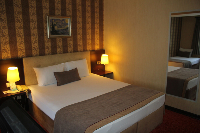 Bedroom 3, Hotel Palm City Akhisar, Akhisar