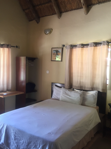 Bedroom 2, Laphroiag Luxury Chalets, Ngamiland East
