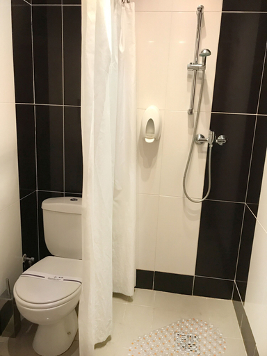 Bathroom 4, Vyshegrad Castle Hotel, Vyshhorods'kyi