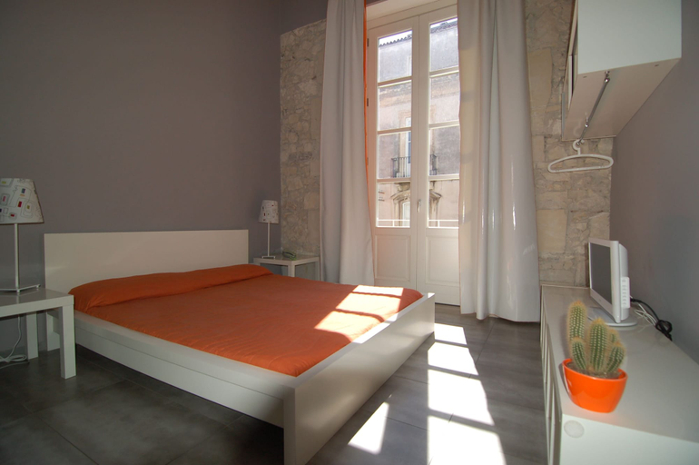 Bedroom 2, LoL Hostel Siracusa, Syracuse
