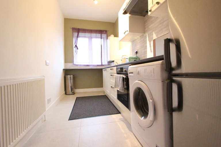 Others 4, Cosy One Bedroom Apartment- Marble Arch, London