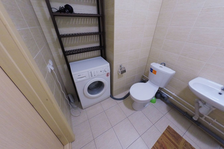Bathroom 3, Stepan Razin 2 Apartments, Ekaterinburg gorsovet