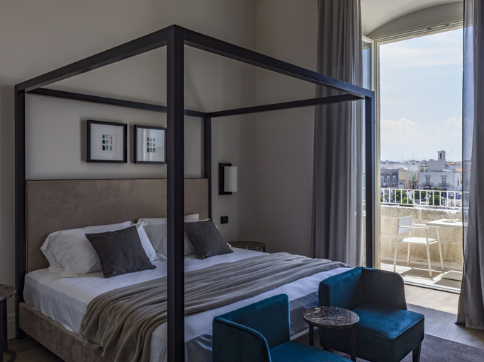 Bedroom 3, Dogana Resort, Bari