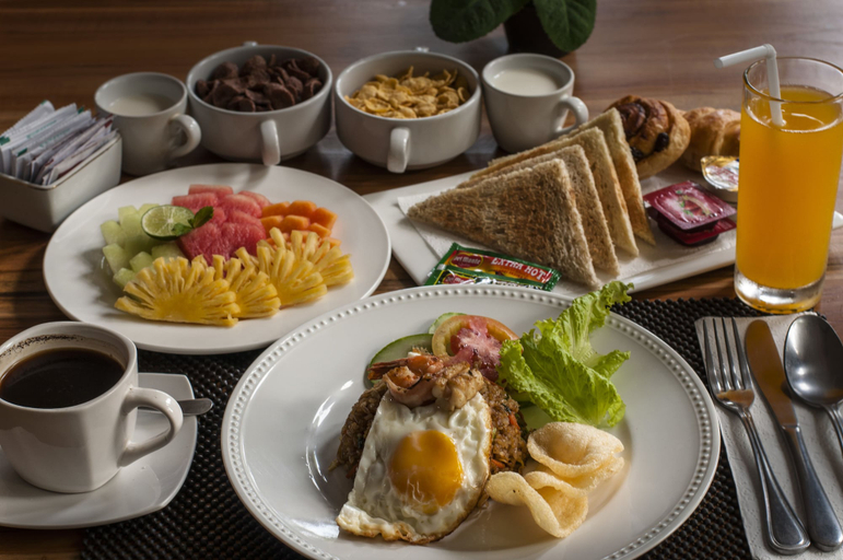 Food & Drinks 4, Kubal Bed and Living, Badung