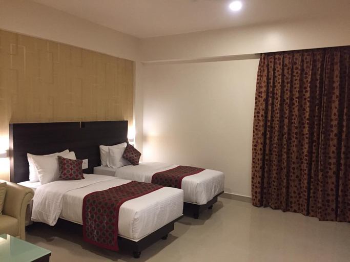 Bedroom 4, Sai International Hotel, Davanagere