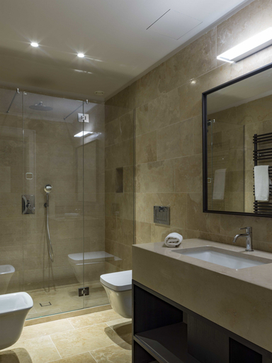 Bathroom 5, Dogana Resort, Bari