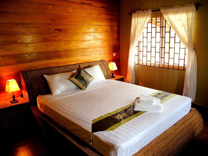 Bedroom 3, Atmaland Resort, Kaeb