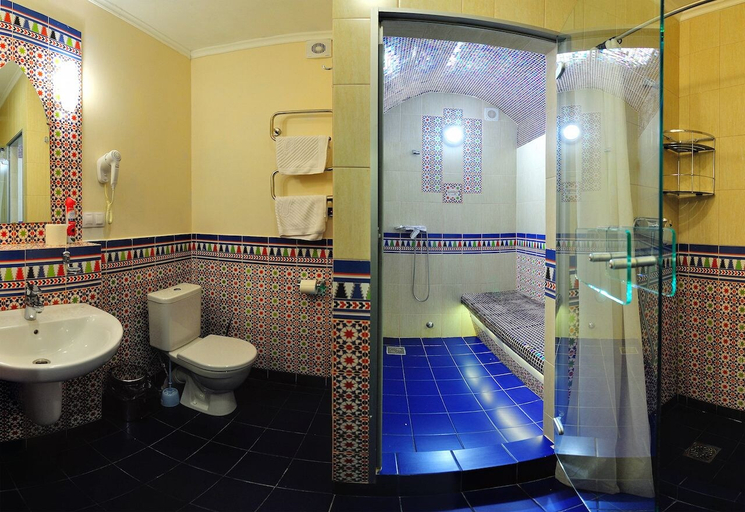 Bathroom 3, Shishki na Lampushke - Vostochnaya Medina, Priozerskiy rayon