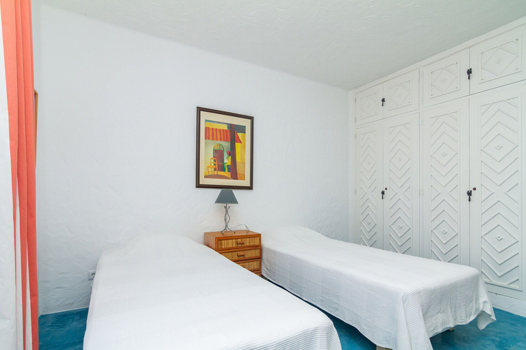Bedroom 2, Liiiving in Algarve Alvor Blue Villa, Portimão